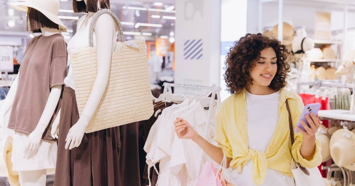 Membedah Perilaku Konsumen Fashion Indonesia